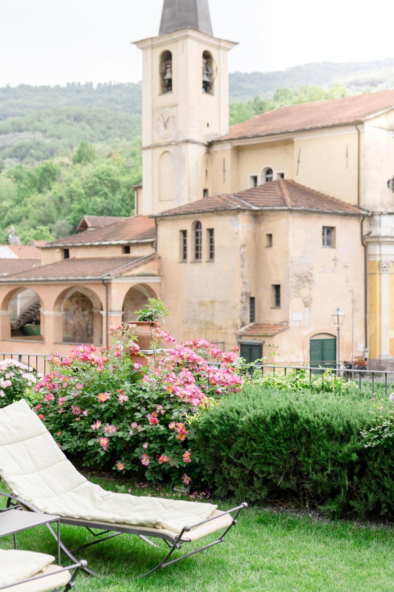 Relais Del Maro Hotel Borgomaro Exterior photo